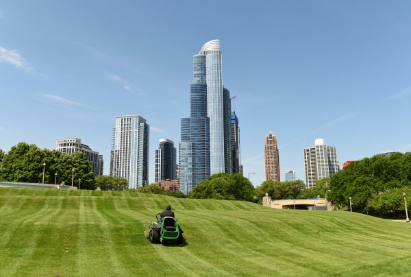 Cost of Corporate Lawn Mowing in Waldorf